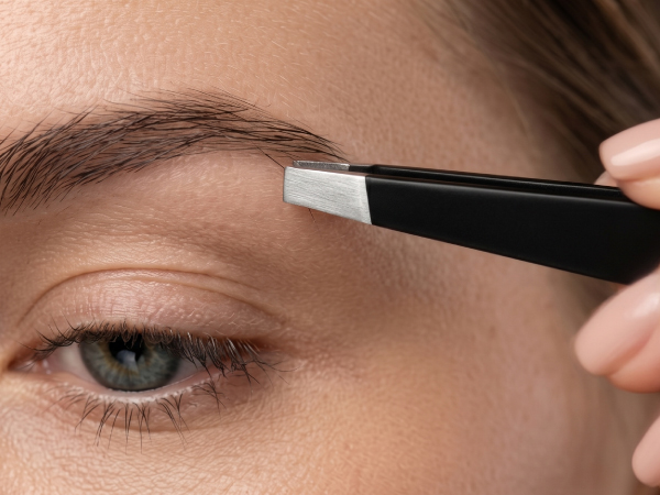 The Flat Tweezer