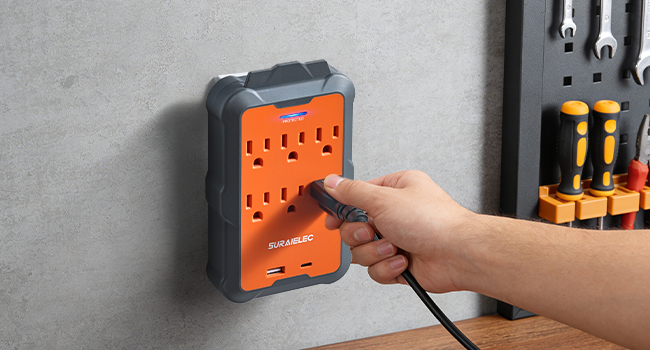 Outlet Extender with USB