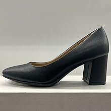Woman's high heel dress shoe