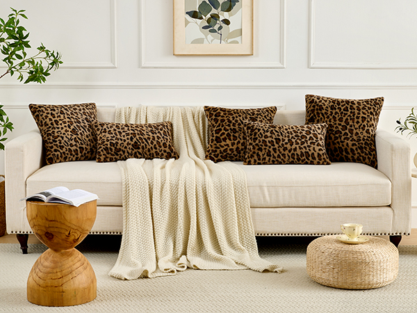 GALMAXS7 Cheetah Pillow Covers 18x18 Faux Fur Throw Pillow Covers Set of 2
