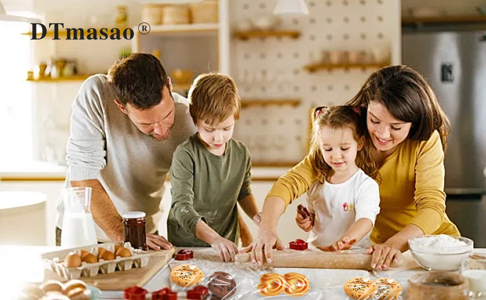 DTmasao Self Sealing Cellophane Bags Clear Cookie Bags Resealable Cellophane Bag