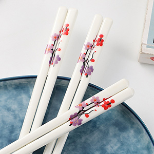chopsticks holder