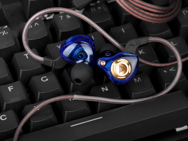 Wired IEM Earbuds with 11mm DD for Crystal Clear Hi-Res Sound for Gaming,Video Musicians, Singers