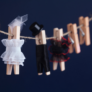 small clips for hanging,color wooden clothespins,wooden clothespin,wooden clothespins for crafts