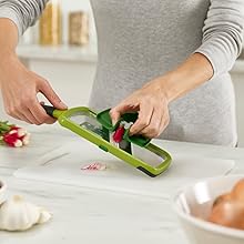 Multi-Grip Mandoline