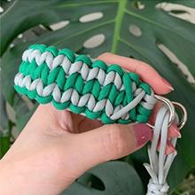 paracord bracelet