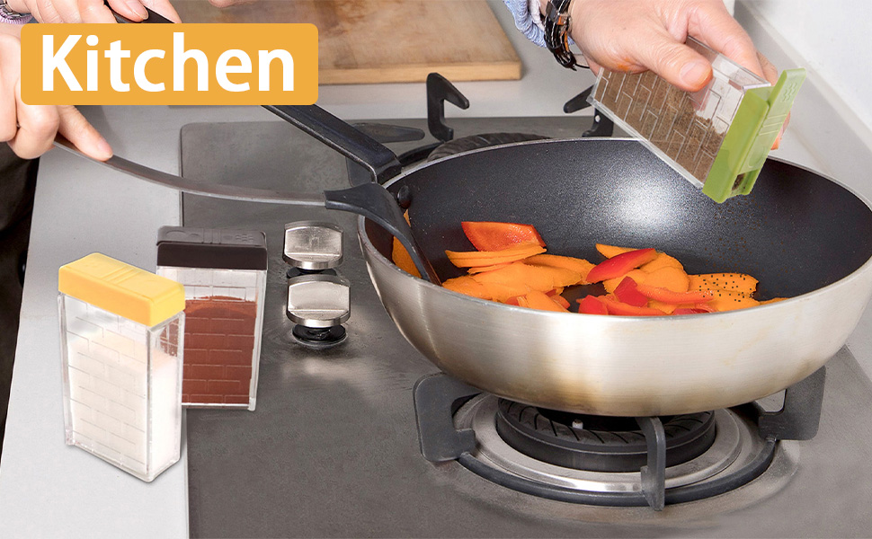 multi spice shaker