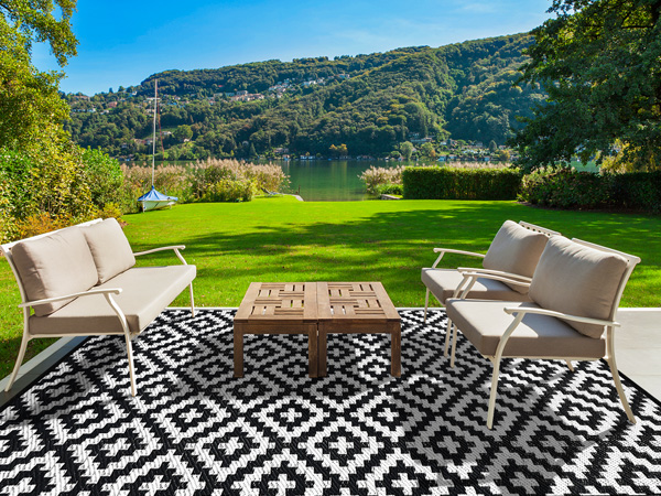 outdoor rugs