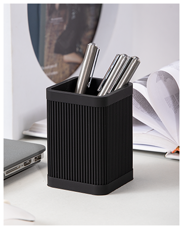 black pen holder