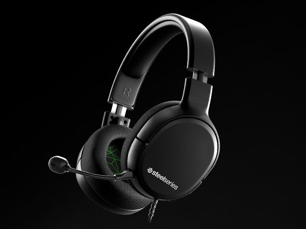 - Arctis 1 headset