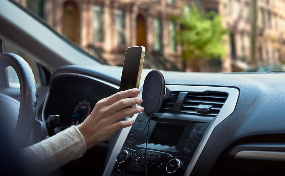 Air vent phone holder magsafe car mount wireless charging phone holder iphone car charger car mount