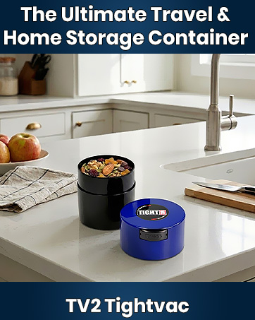 TV2 Tightvac 0.29L vacuum-seal container filled with loose leaf tea, lid closed