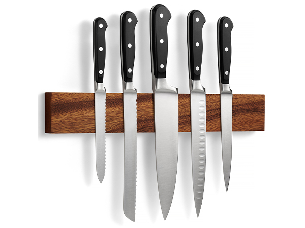 Magnetic knife holder in walnut