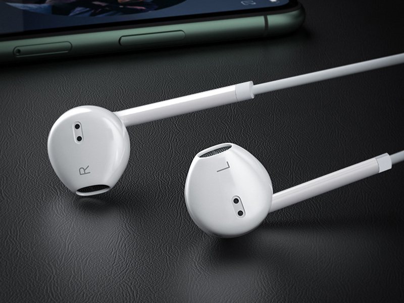 mac book earphone
