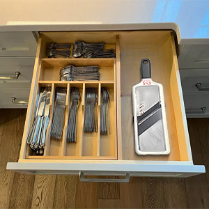 Compact vegetable slicer fits in drawer – neatly stored in kitchen drawer for space-saving storage