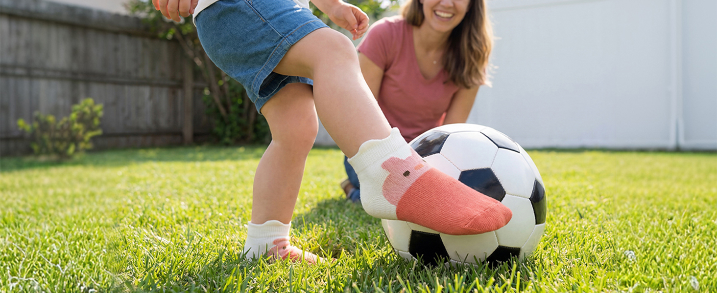 play socks with grips