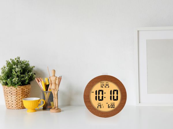 digital alarm clock