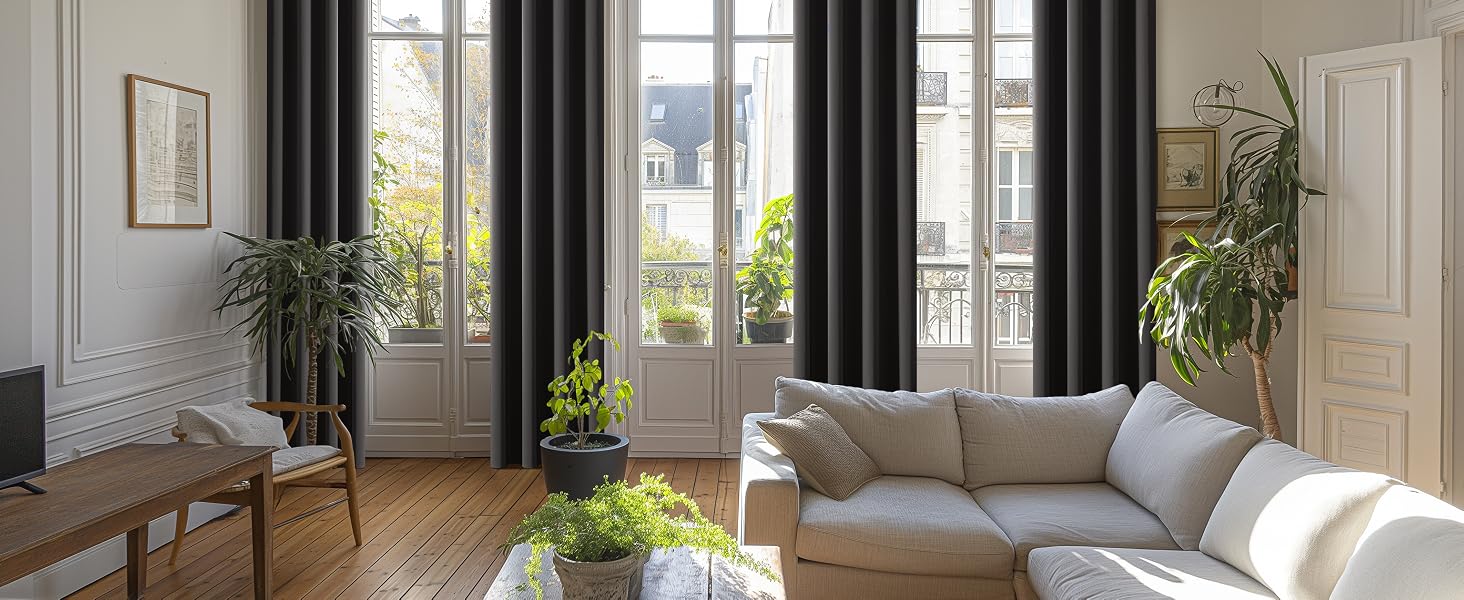100% blackout curtains