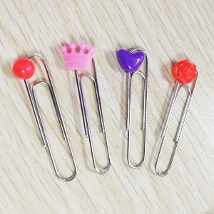 small paperclips giant paperclips