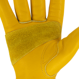 men gardening gloves