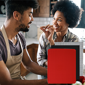 Couple sharing dinner using the reusable mats
