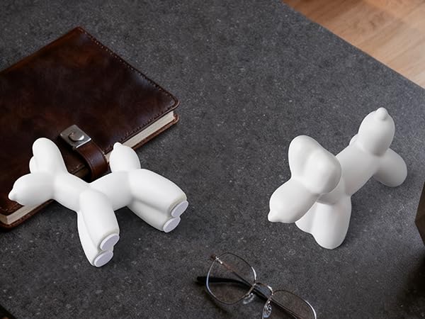 White Balloon Dog