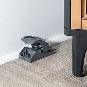 mouse bait, baited mouse trap, mice infestation, mouse control, pest control, mouse trap