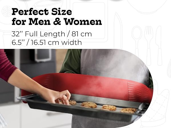 Double sided oven mitt is 32 inches long and and its width is 6.75