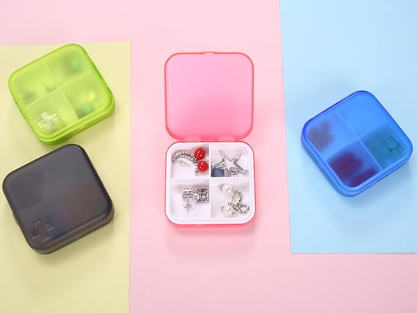 pill organizer