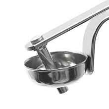 Corer and Pitter