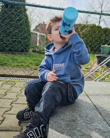 kids water bottle