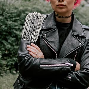 shoulder epaulet