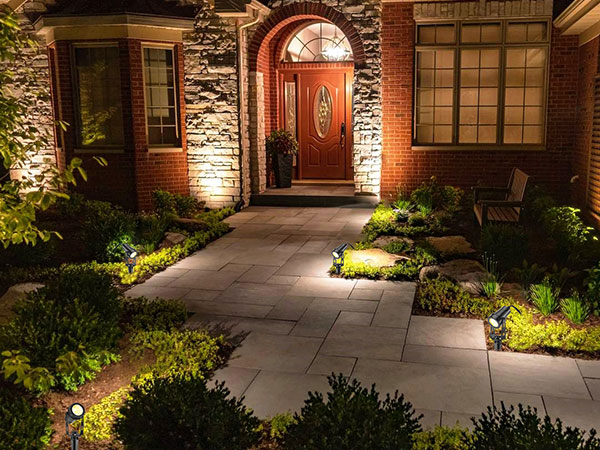 solar pathway lights