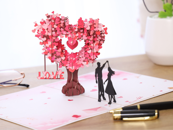 3d heart tree Couple pop up card