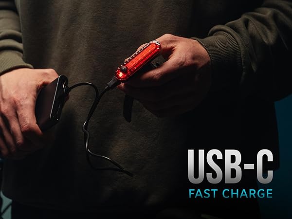 Kit-R1 rear bike light, compact design, USB rechargeable, red LED light