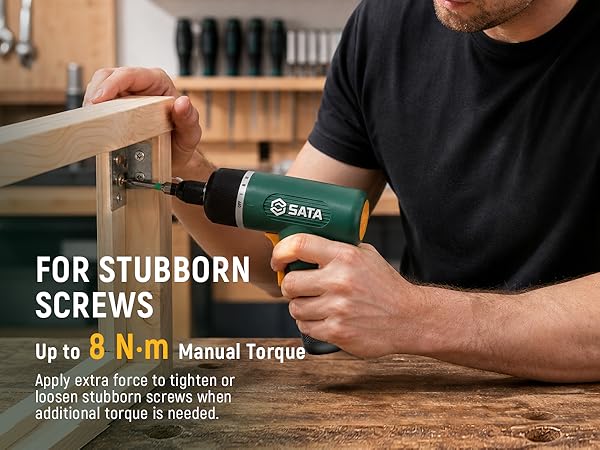 Electric screwdriver with up to 8 N·m manual torque for stubborn screws