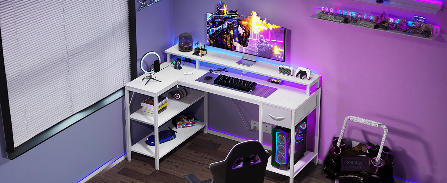 small desk for small spaces