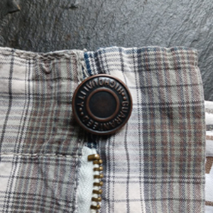 jeans button
