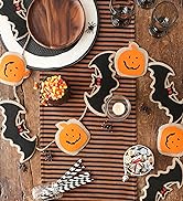 Halloween banner with bats and pumpkins