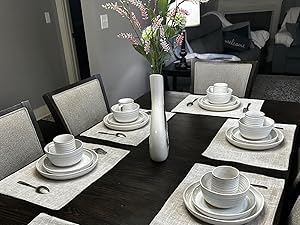 dinnerware set