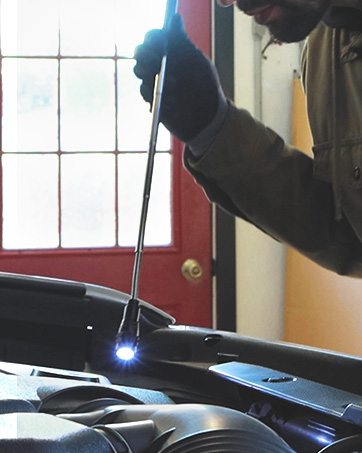 Magnetic Pickup Tool with Light