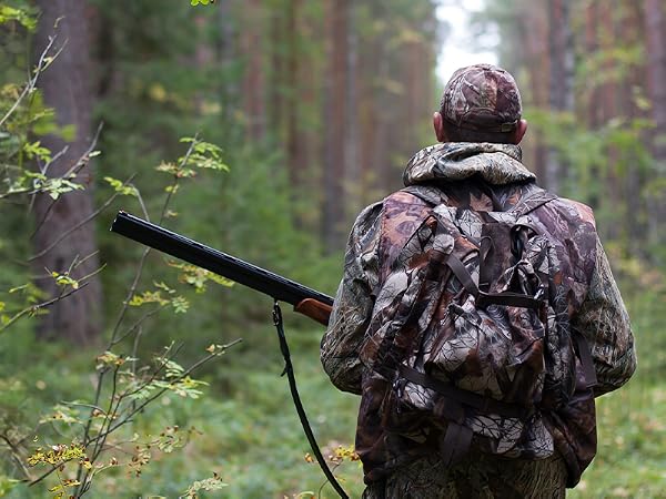 Equipment for securing the binoculars during the hunt