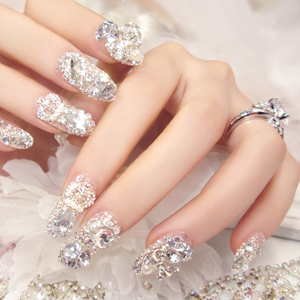 Decorating nails