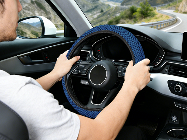 steering wheel cover