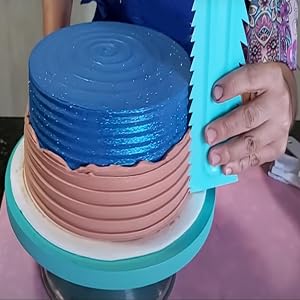 Cake scrapers
