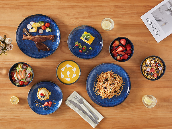 Dinnerware Sets for 4
