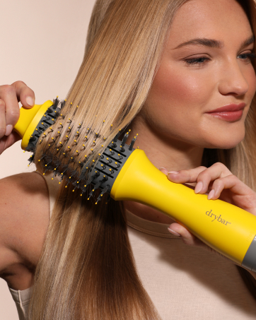 Drybar Double Shot blowout brush