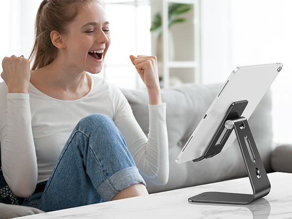 T2-iPad Stand for Video