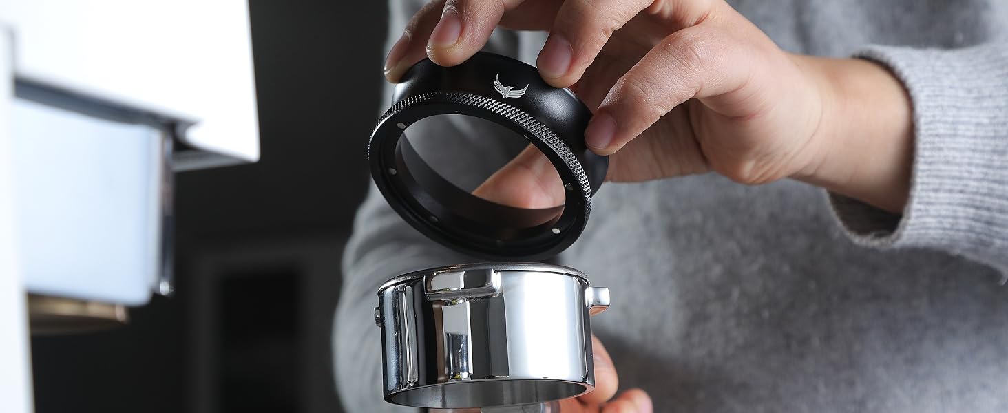 Espresso dosing funnel puck screen set