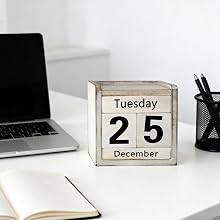 perpetual calendar desk